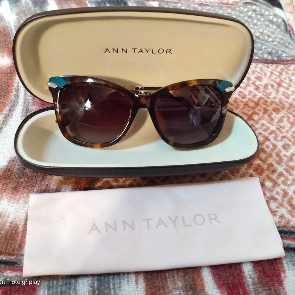 Ann Taylor ATP926 Cat Eye Prescription/Sunglasses
